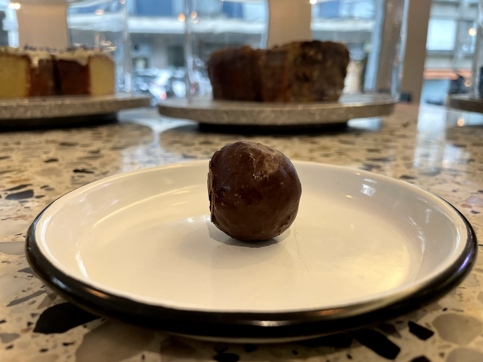 Energy Ball choco / coco citrus - Hausgemachte Süssigkeiten chez Granola Geneva