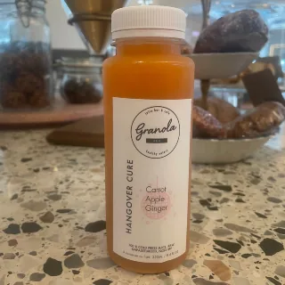 Hangover Cure - Jus pressé à froid chez Granola Geneva