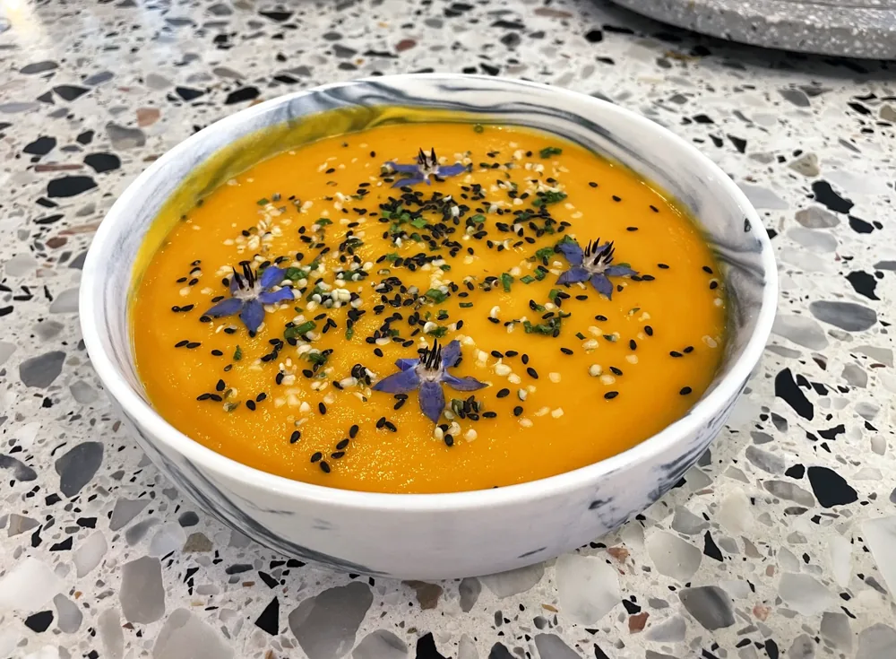 Zuppa del giorno - Pranzo chez Granola Geneva