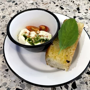 LA BURRATA